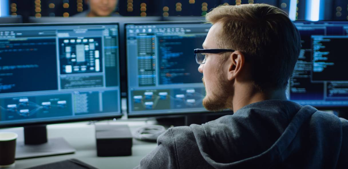 SRE Engineer checking monitoring and alerting dashboard